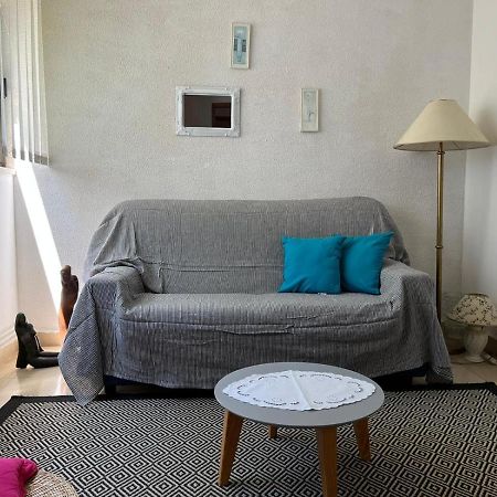 Apartment With Swimming Pool Jelsa  Exterior photo